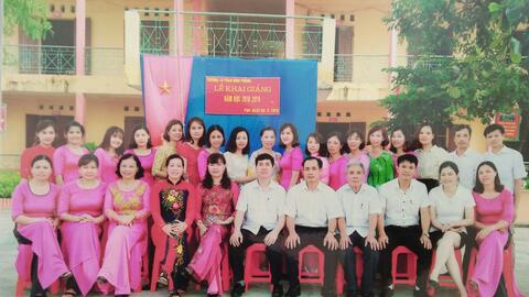 Trường Tiểu học Phan Đình Phùng tổ chức Khai giảng năm học 2018- 2019 và ngày Toàn dân đưa trẻ đến trường