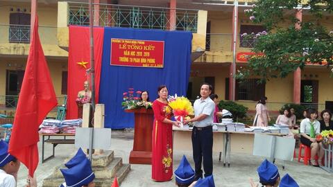 Trường Tiểu học Phan Đình Phùng tổ chức thành công Tổng kết năm học 2018- 2019