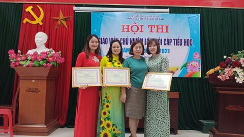 Trường Tiểu học Phan Đình Phùng đạt thành tích cao trong hội thi Giáo viên dạy giỏi cấp Thị xã và cuộc thi Giáo viên chủ nhiệm giỏi cấp Thị xã năm học 2020- 2021