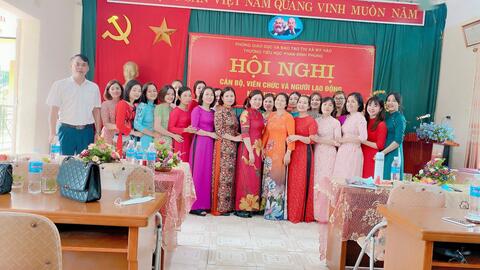 Hội nghị cán bộ, viên chức và người lao động  năm học 2022- 2023 của Trường TH Phan Đình Phùng thành công tốt đẹp.