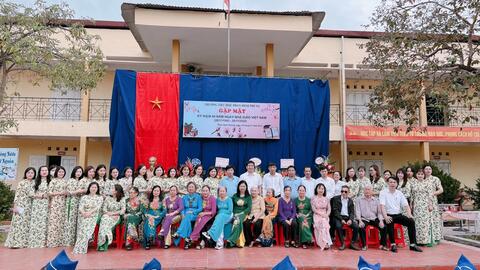 Trường Tiểu học Phan Đình Phùng tổ chức thành công lễ Kỷ niệm 40 năm ngày Nhà giáo Việt Nam 20/11