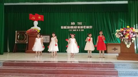 Trường Tiểu học Phan Đình Phùng tổ chức Hội thi văn nghệ chào mừng 38 năm ngày thành lâp Nhà giáo Việt Nam (20/11/1982-20/11/2020)